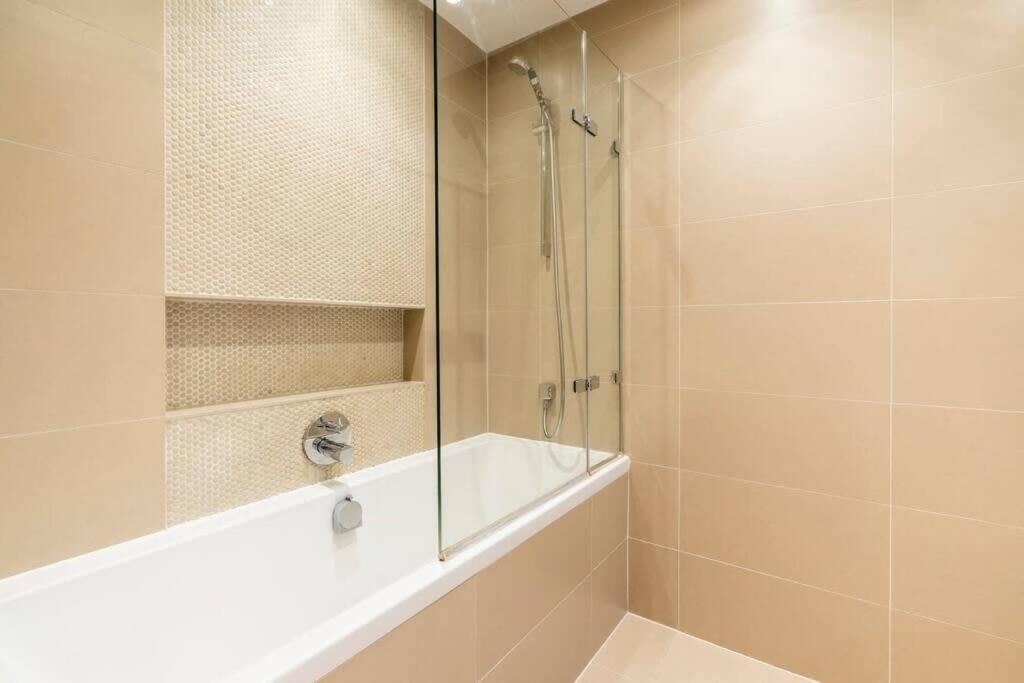 1 Bedroom Penthouse Flat In East London Luaran gambar